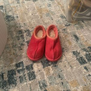 Women’s Ugg Tasman slippers